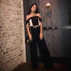 Off shoulder crop top